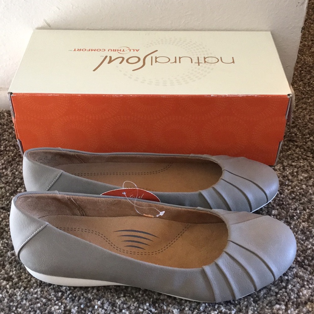 NWT Natural Soul Orlando slate comfort shoes 8.5